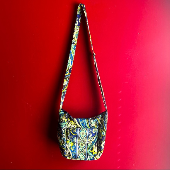 Vera Bradley Handbags - Vera Bradley Paisley Crossbody Bag